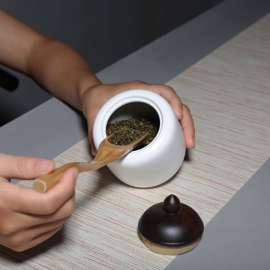 boite-a-the-japonaise-blanche-moderne