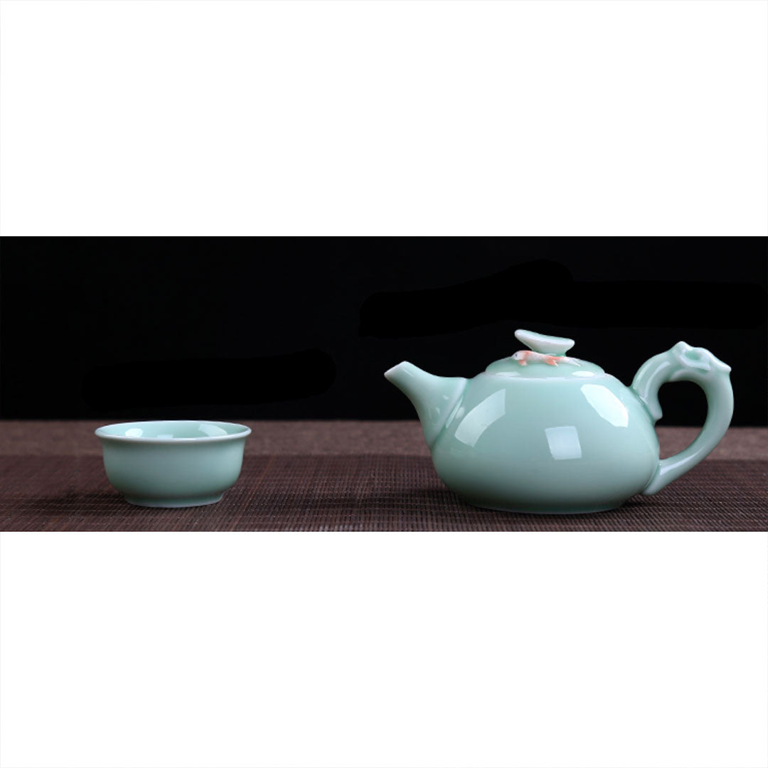 service-a-the-japonais-poisson-tasse-theiere