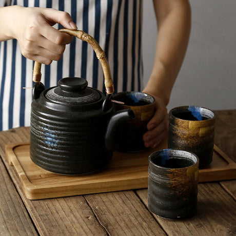 service-a-the-japonais-retro-noir